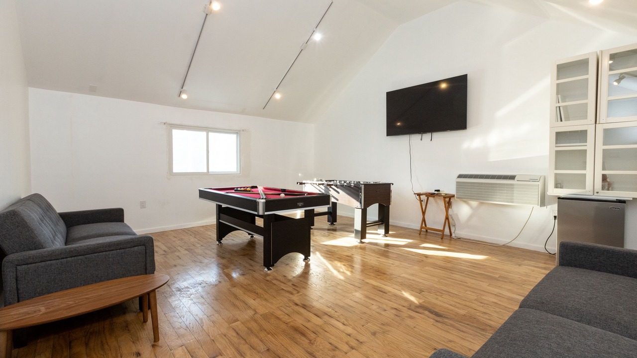 Photo of Livingroom in New Haven