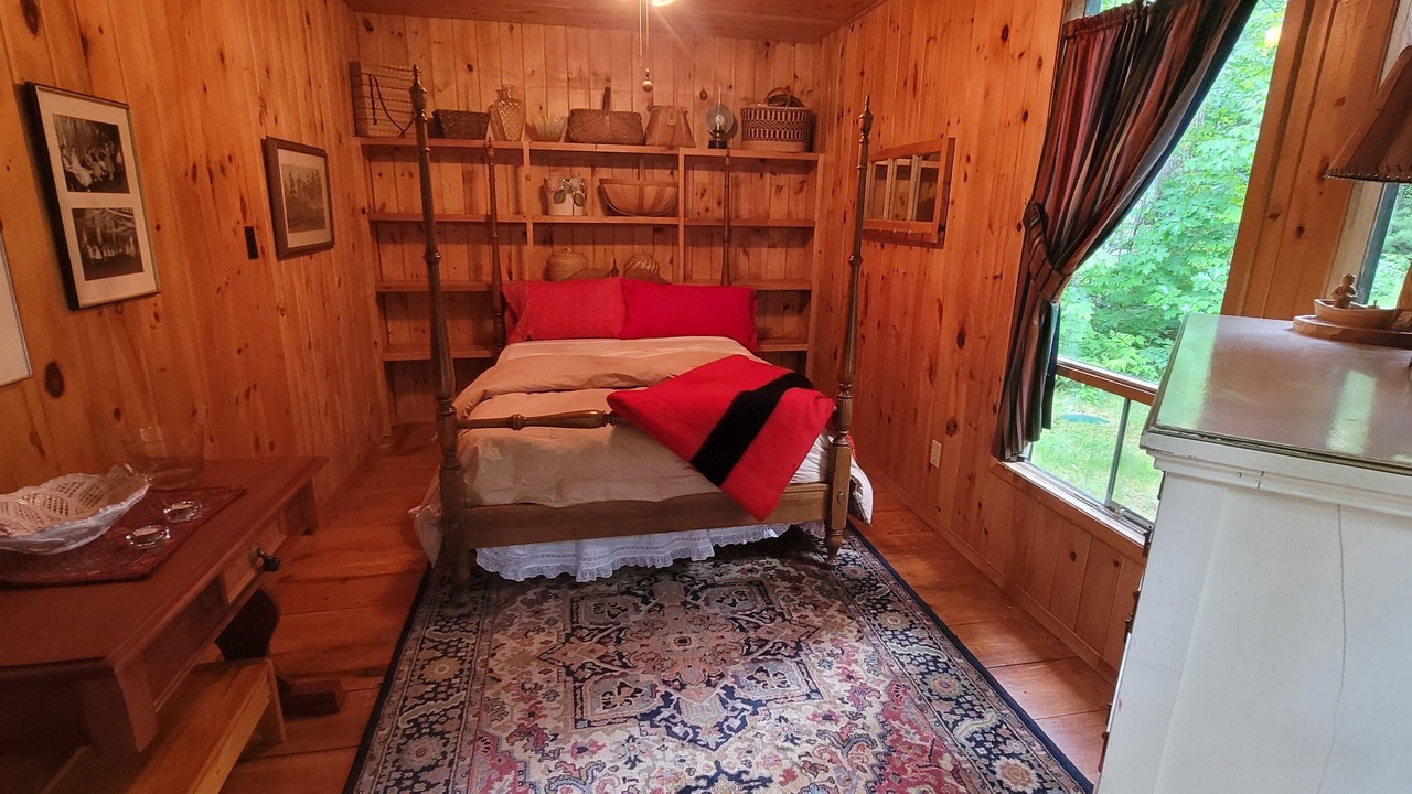 Photo of Bedroom in Tarbutt and Tarbutt Additional