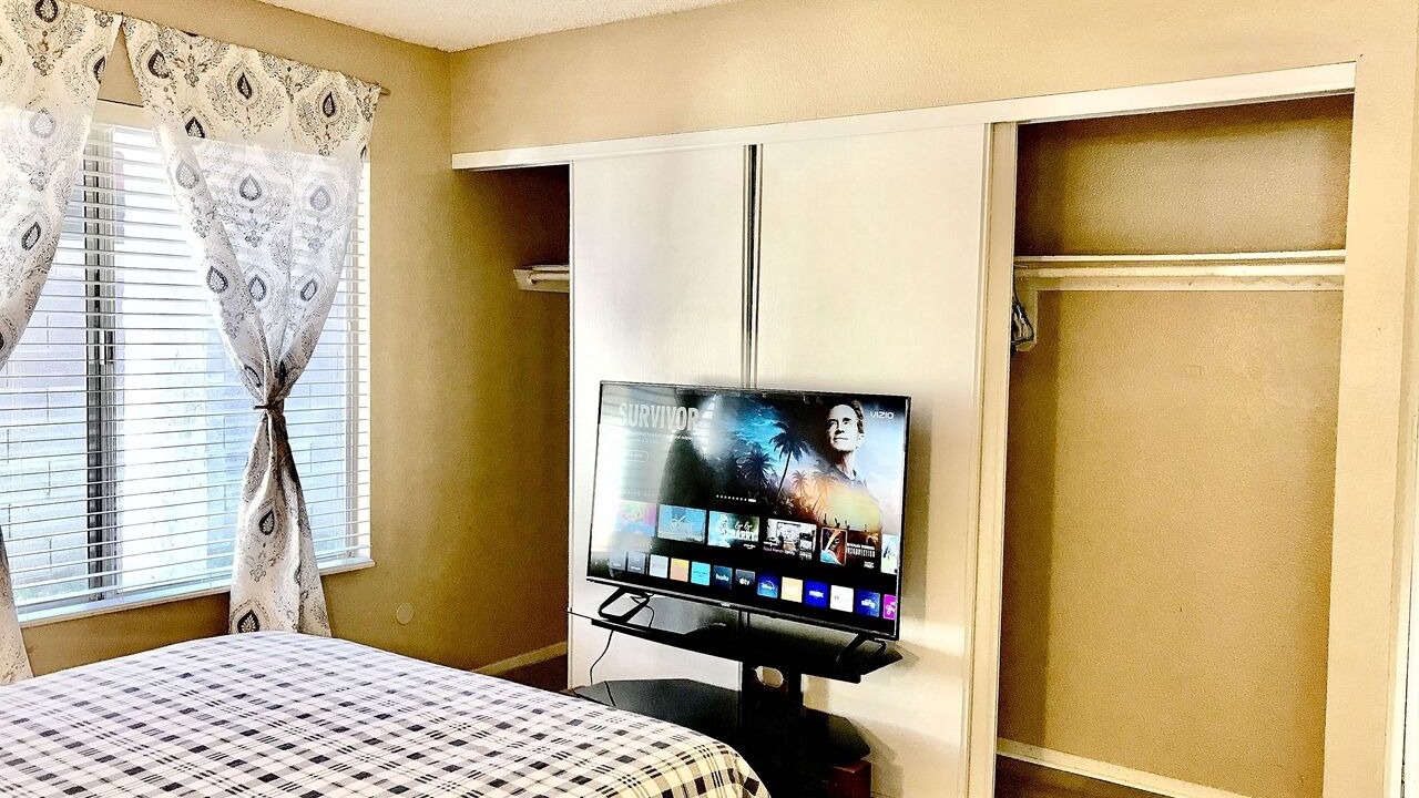 Photo of Bedroom in Sunrise Manor