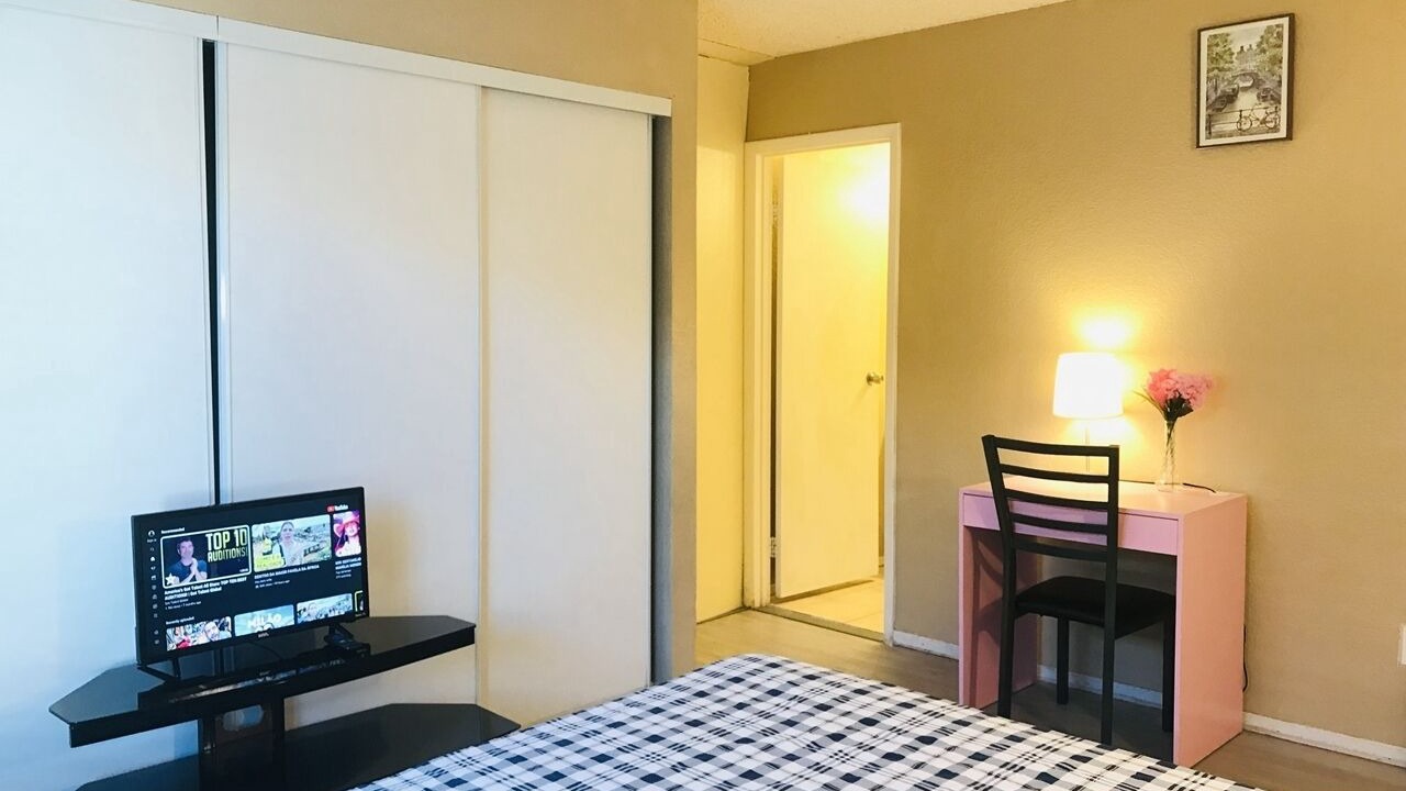 Photo of Bedroom in Sunrise Manor