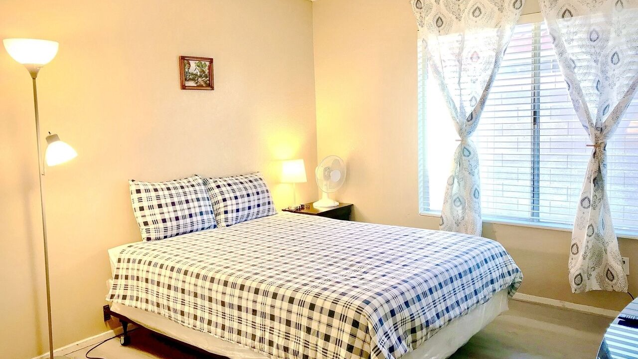 Photo of Bedroom in Sunrise Manor