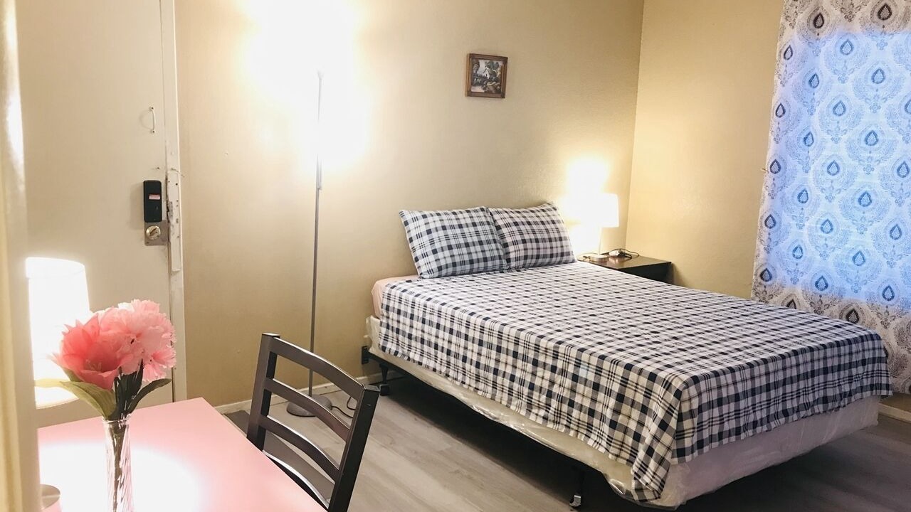 Photo of Bedroom in Sunrise Manor