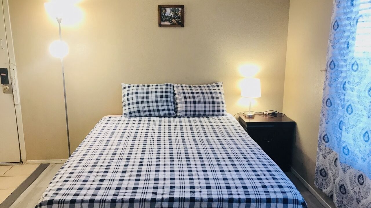 Photo of Bedroom in Sunrise Manor