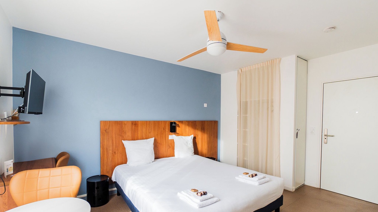 Photo of Bedroom in Villejuif