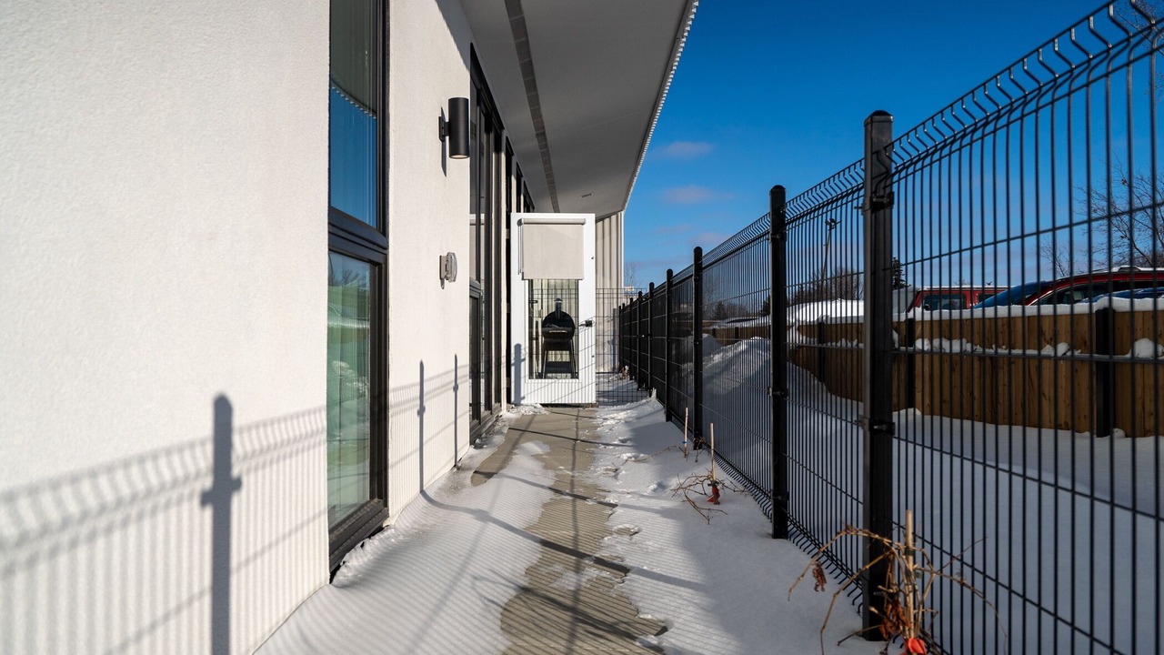 Photo of Outdoor in Birds Hill