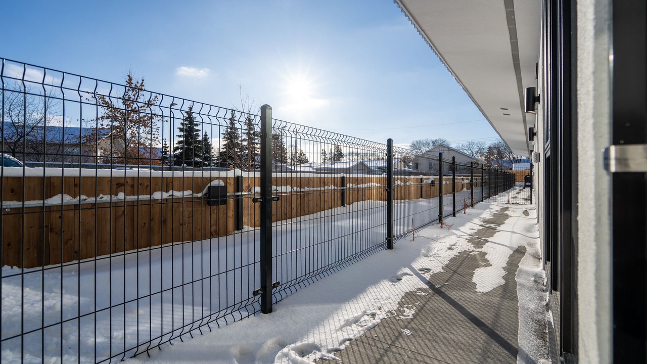 Photo of Outdoor in Birds Hill