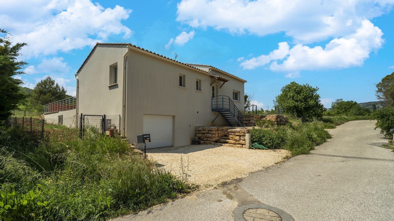 Photo of Outdoor in Saint-Andre-de-Roquepertuis