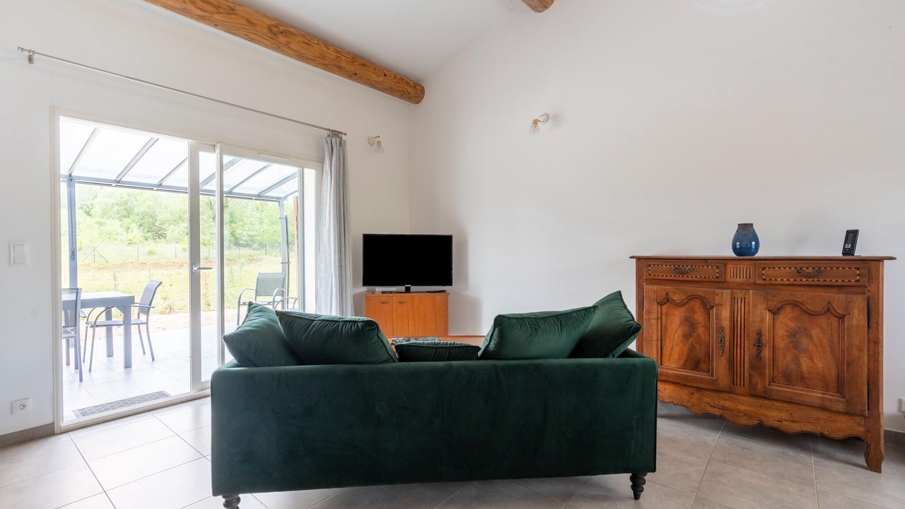 Photo of Livingroom in Saint-Andre-de-Roquepertuis