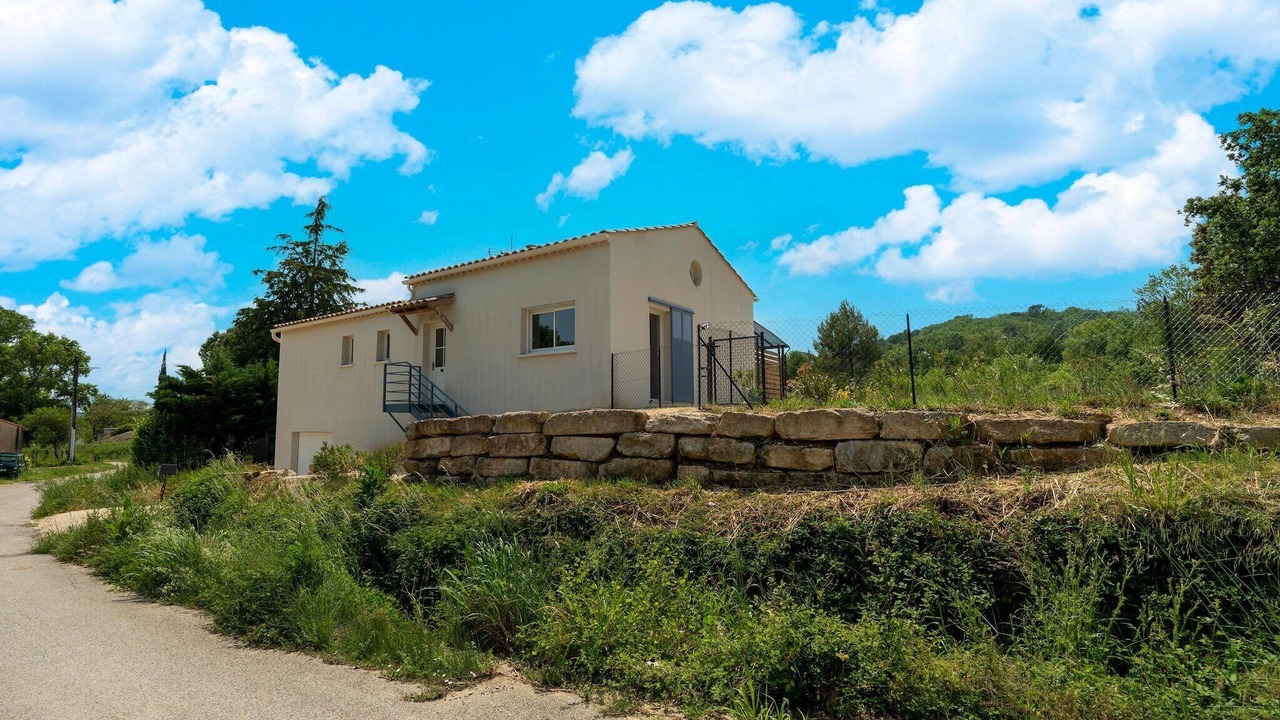 Photo of Outdoor in Saint-Andre-de-Roquepertuis