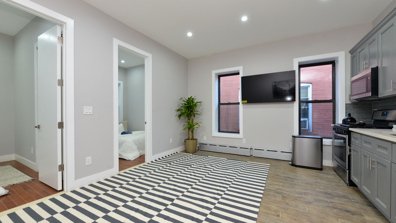 Photo of Bedroom in Park Versailles