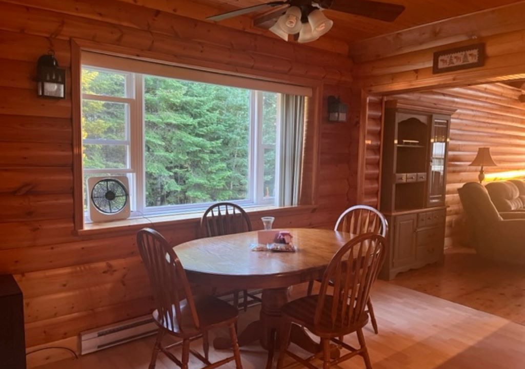 Photo of Bedroom in Vermilion Bay