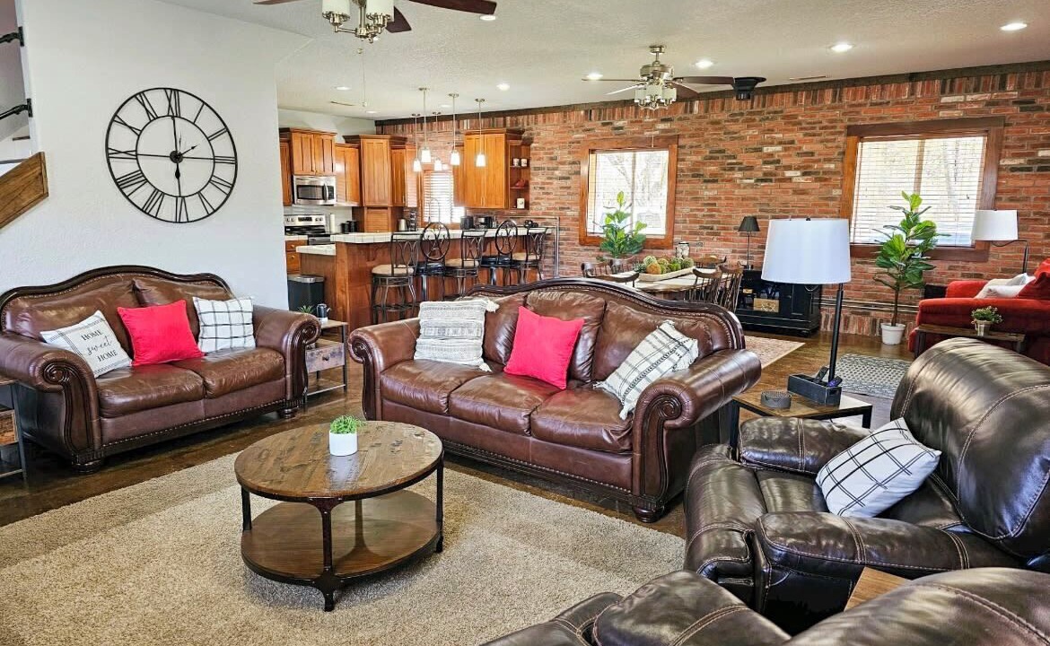 Photo of Livingroom in Lowell