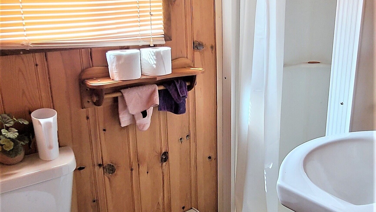 Photo of Bathroom in Bracebridge