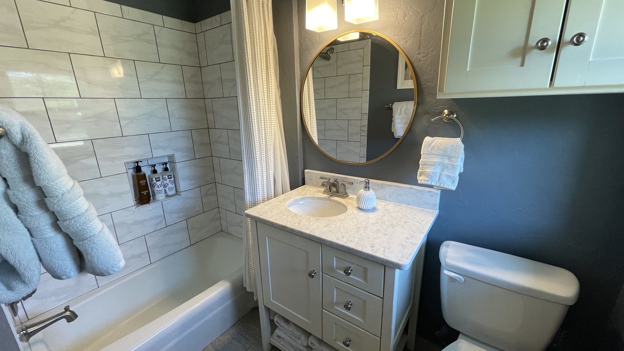 Photo of Bathroom in Central Oklahoma City