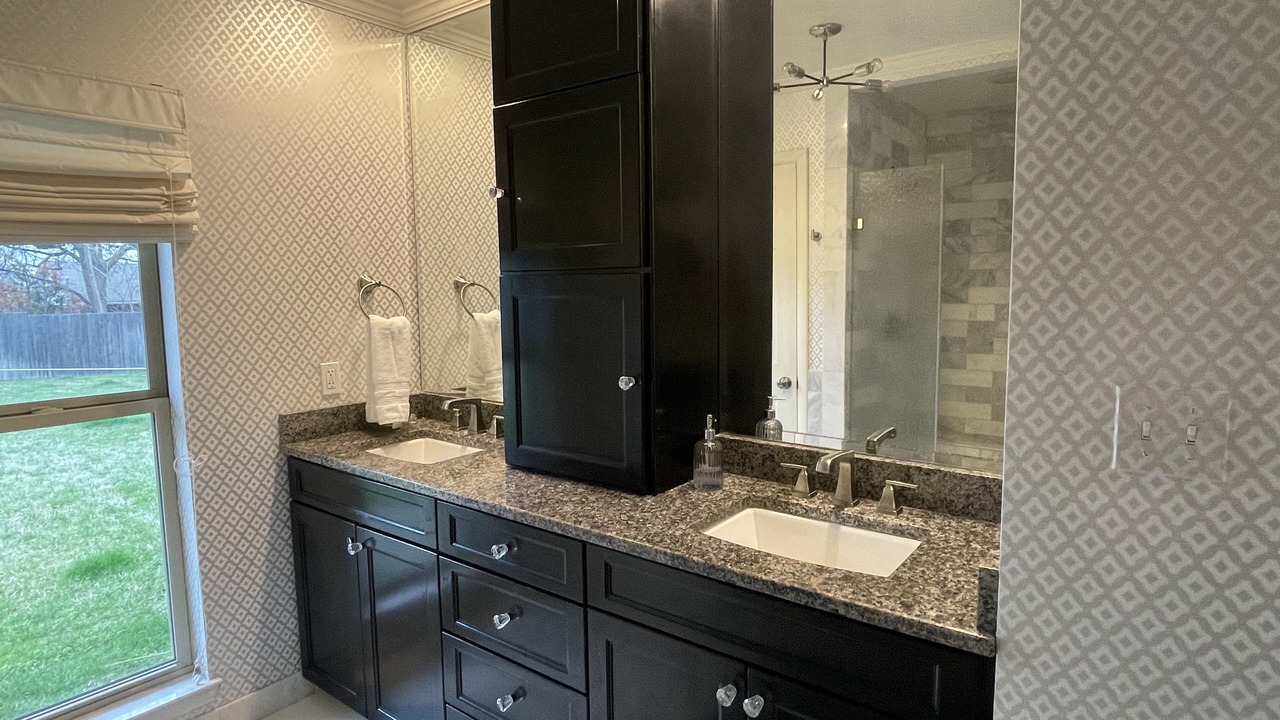 Photo of Bathroom in Central Oklahoma City
