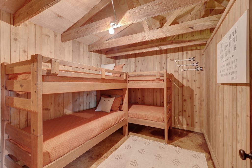 Photo of Bedroom in Harper