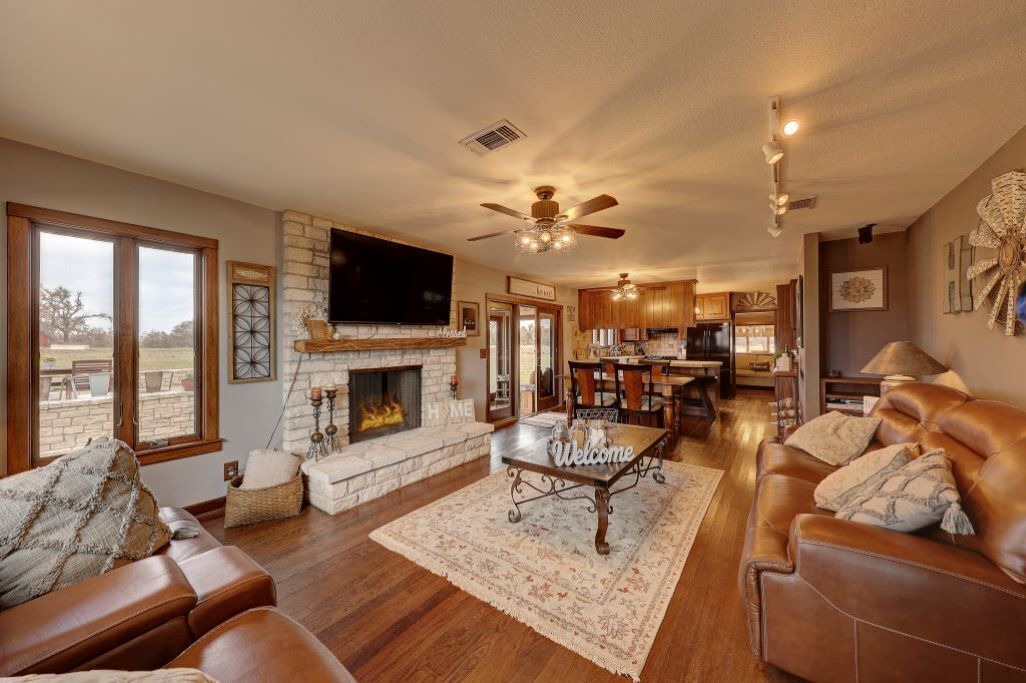 Photo of Livingroom in Harper