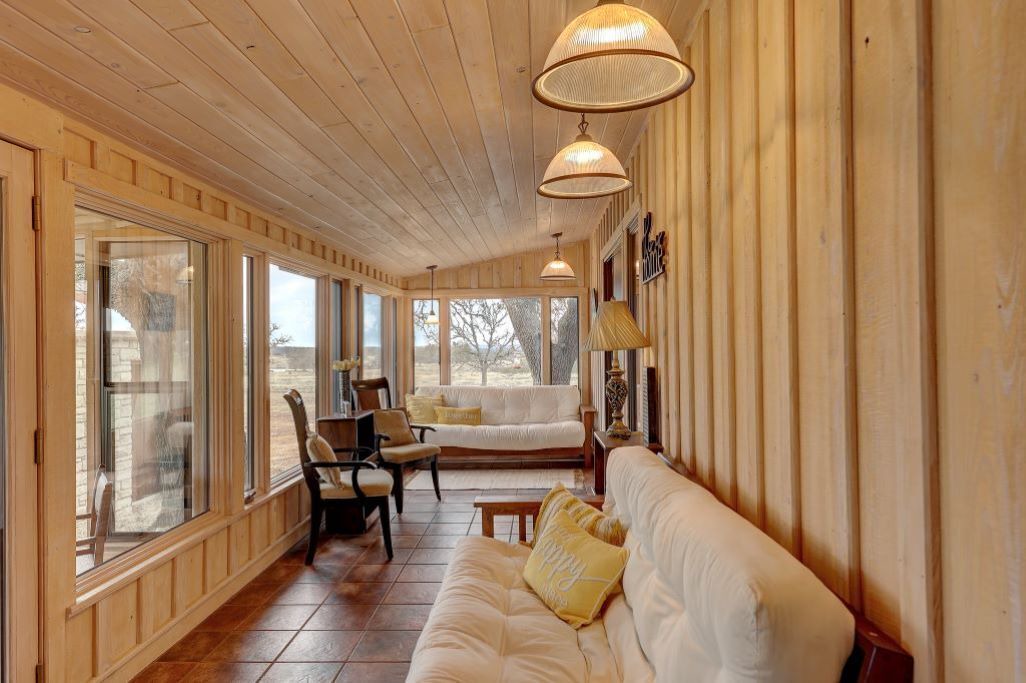 Photo of Livingroom in Harper