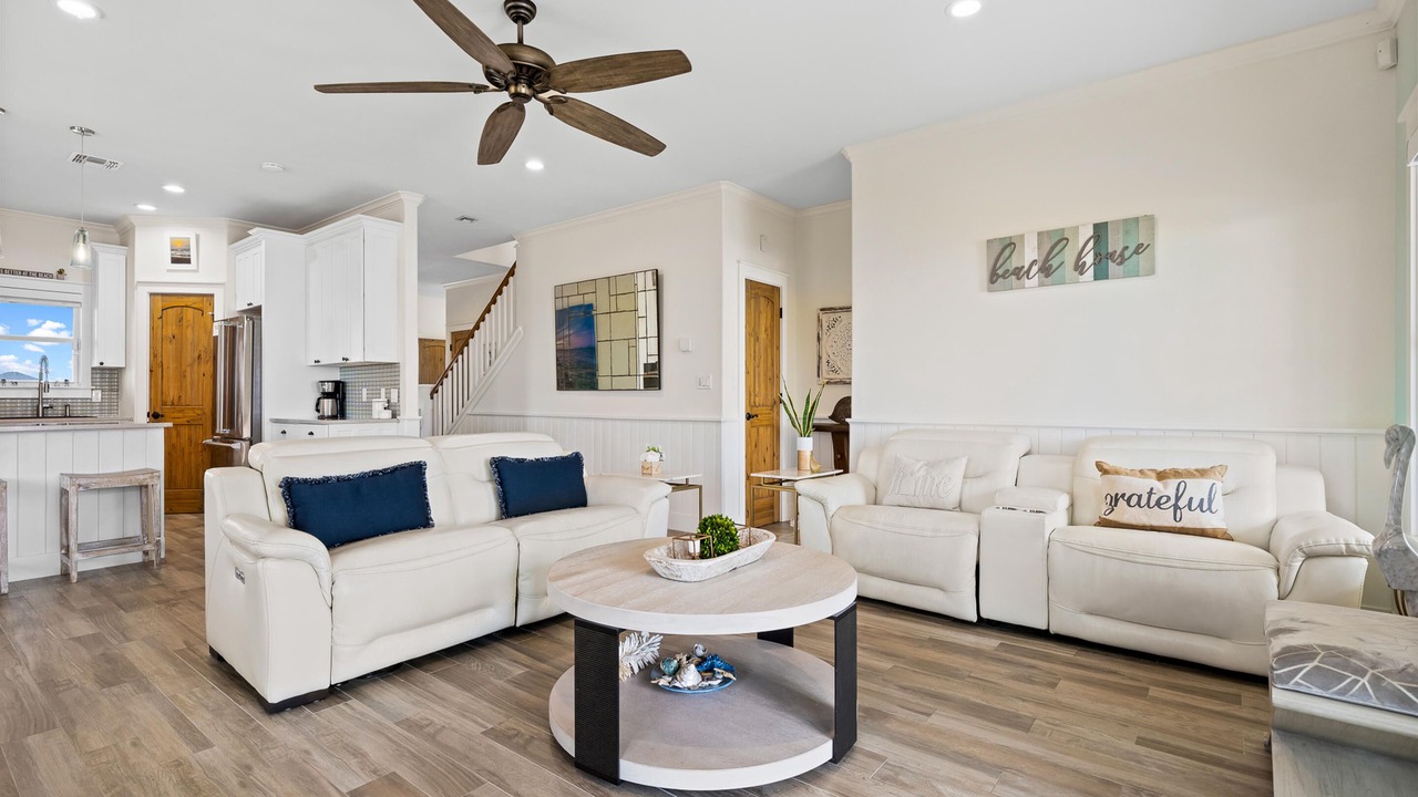Photo of Livingroom in Rockport