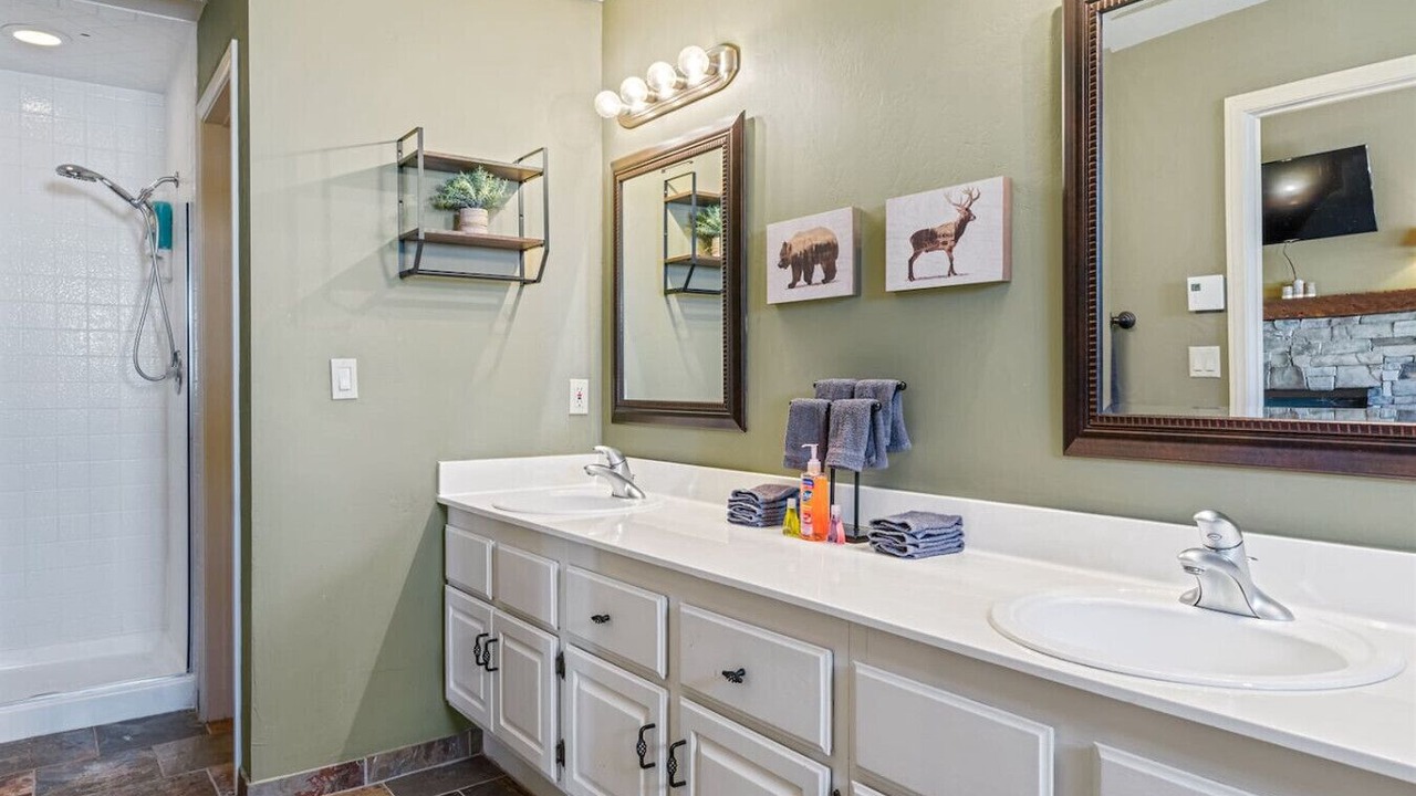 Photo of Bathroom in Brian Head