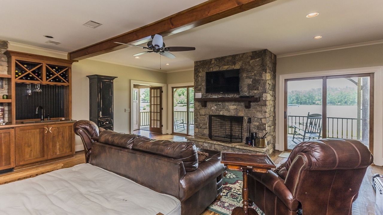 Photo of Livingroom in Greensboro