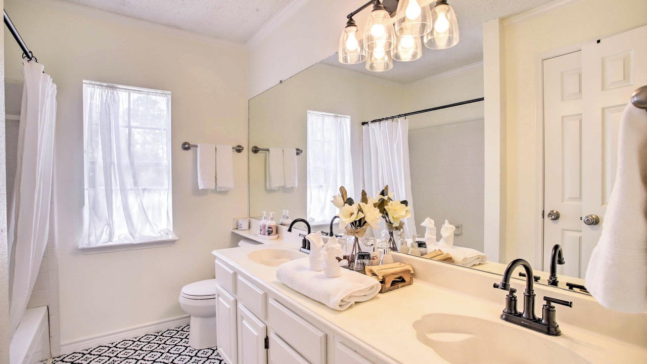 Photo of Bathroom in Mission Bend