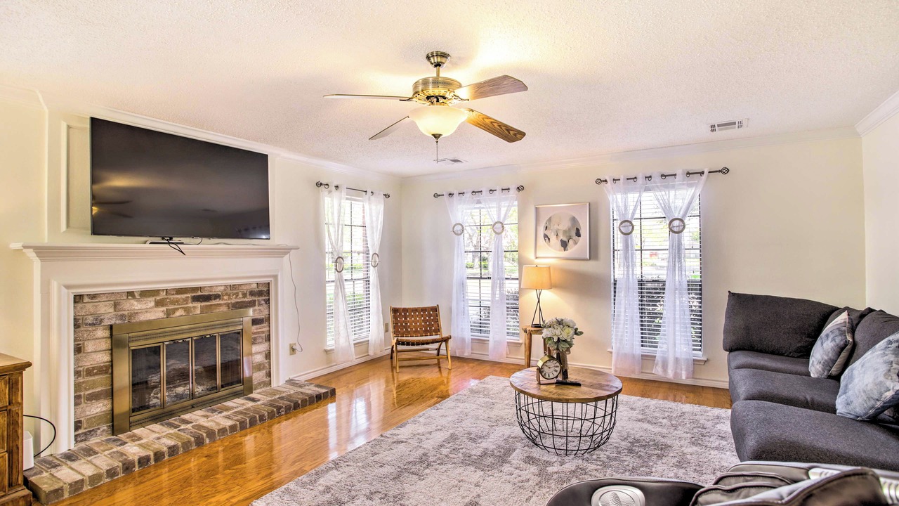 Photo of Bedroom in Mission Bend
