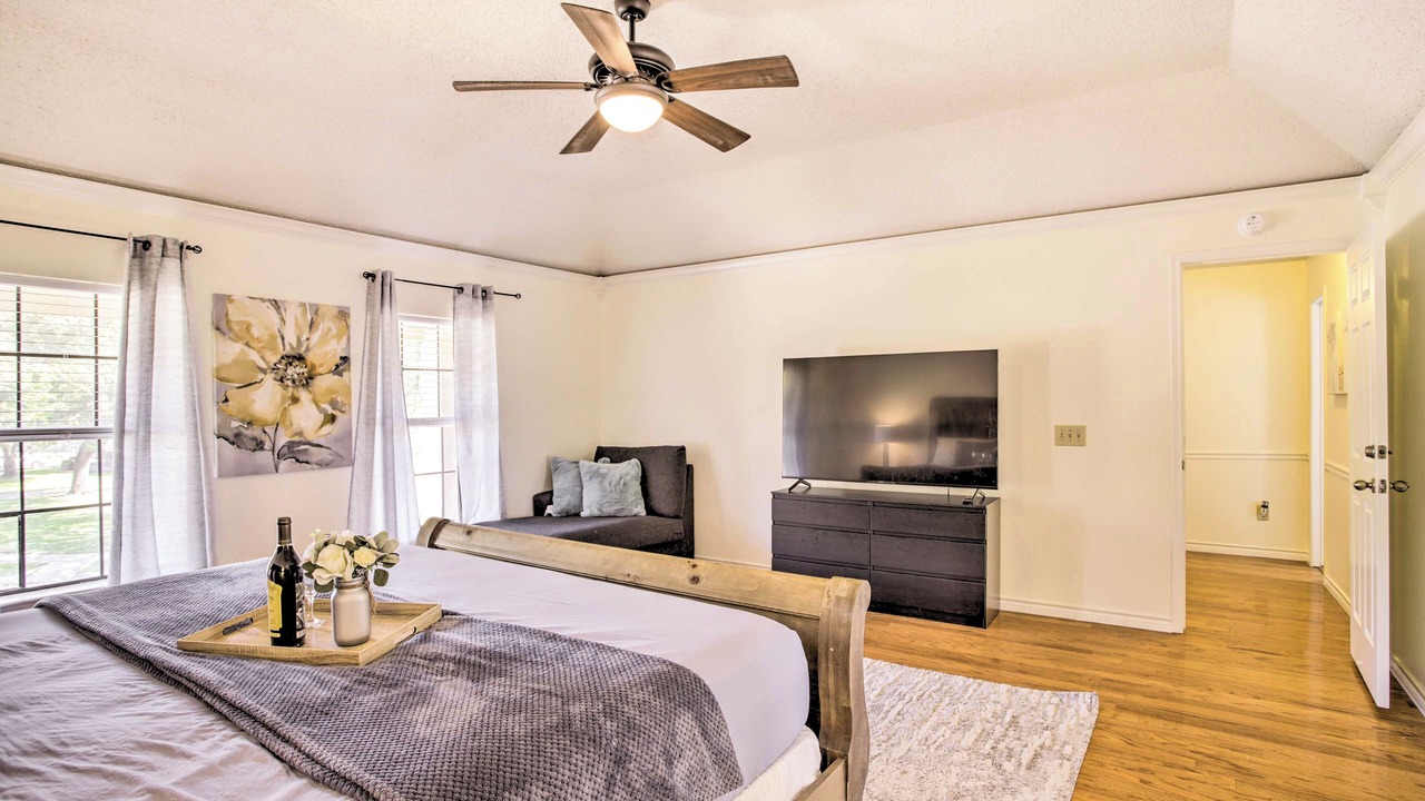 Photo of Bedroom in Mission Bend