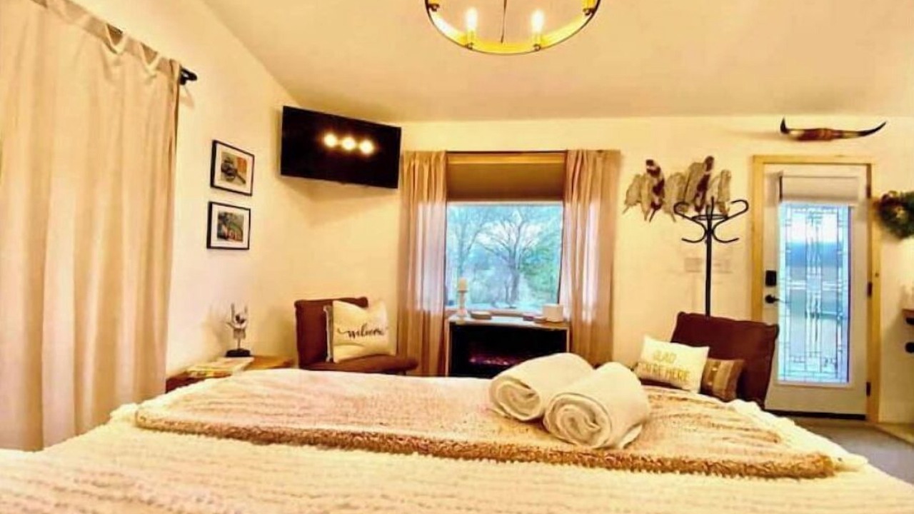 Photo of Bedroom in College Grove