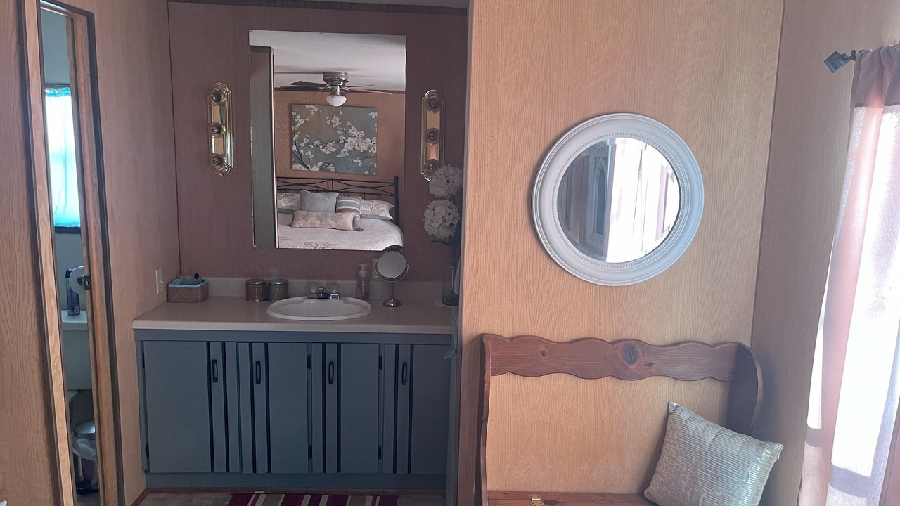 Photo of Bathroom in Logan