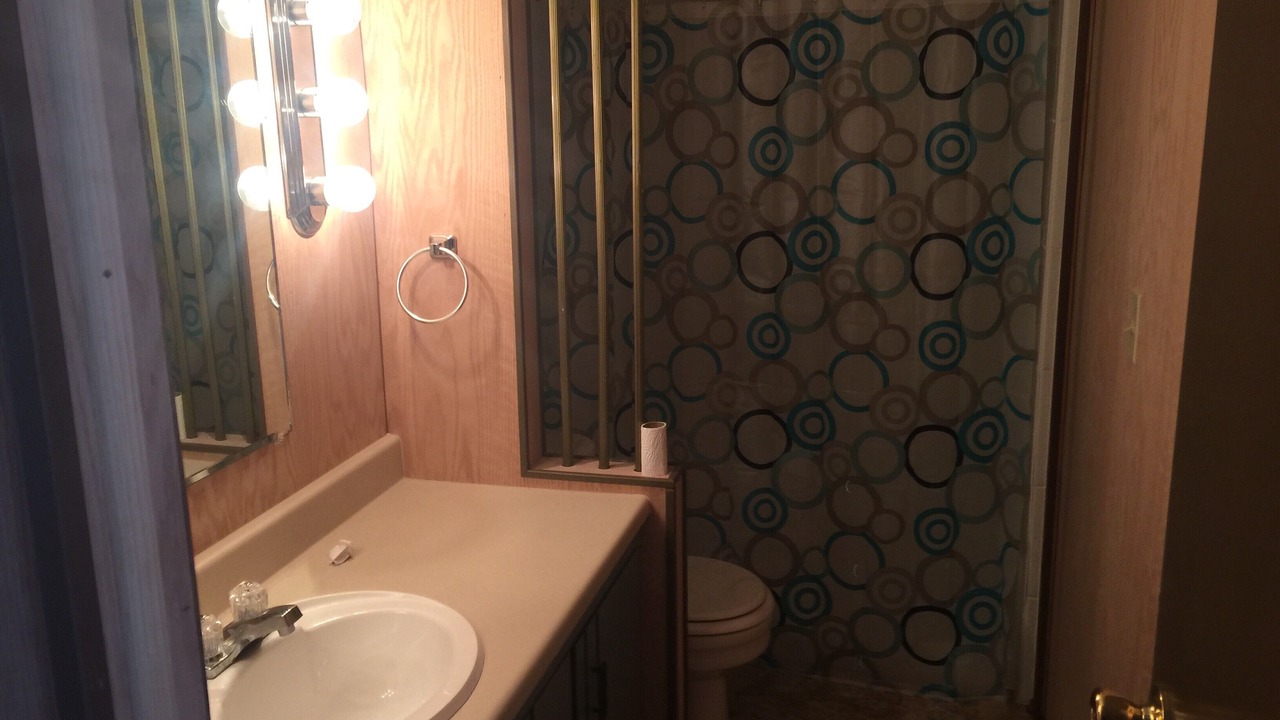 Photo of Bathroom in Logan