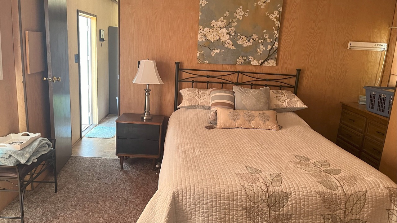 Photo of Bedroom in Logan