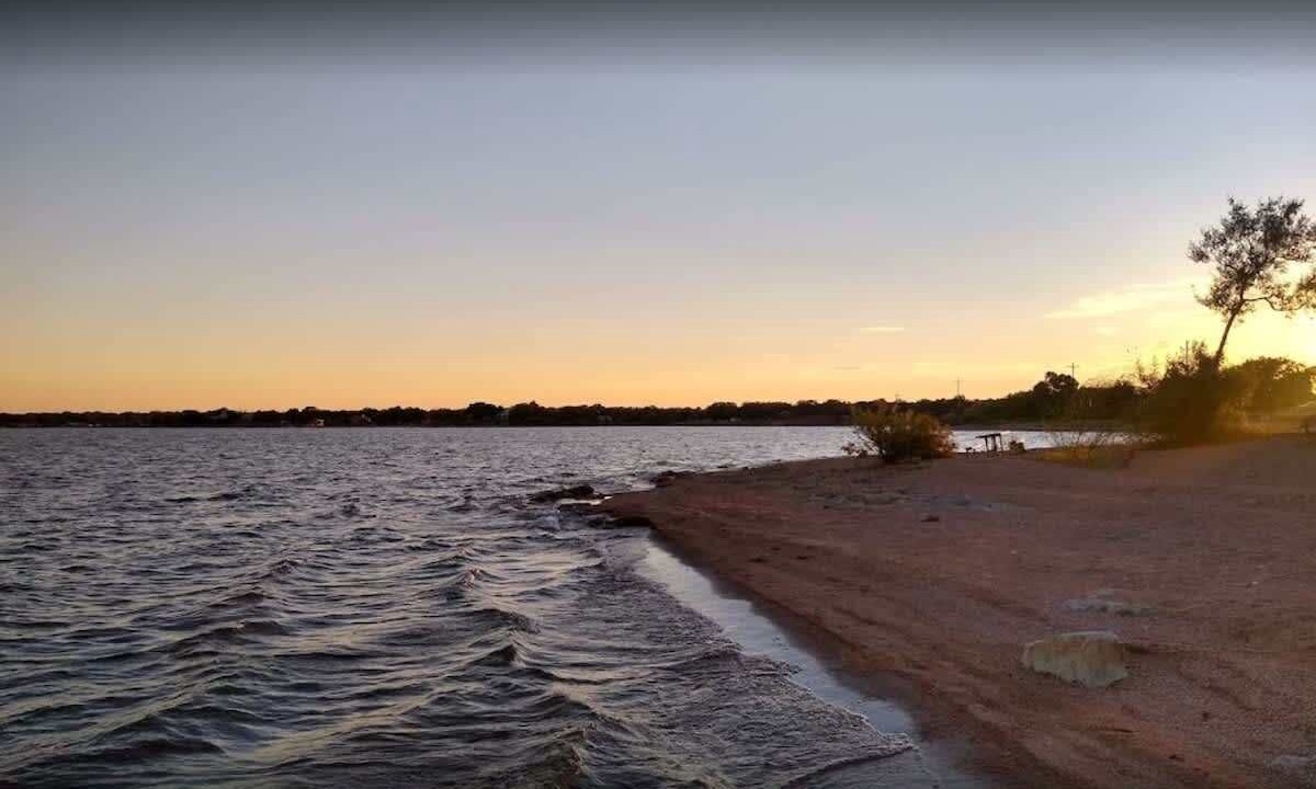 Photo of Outdoor in Buchanan Dam