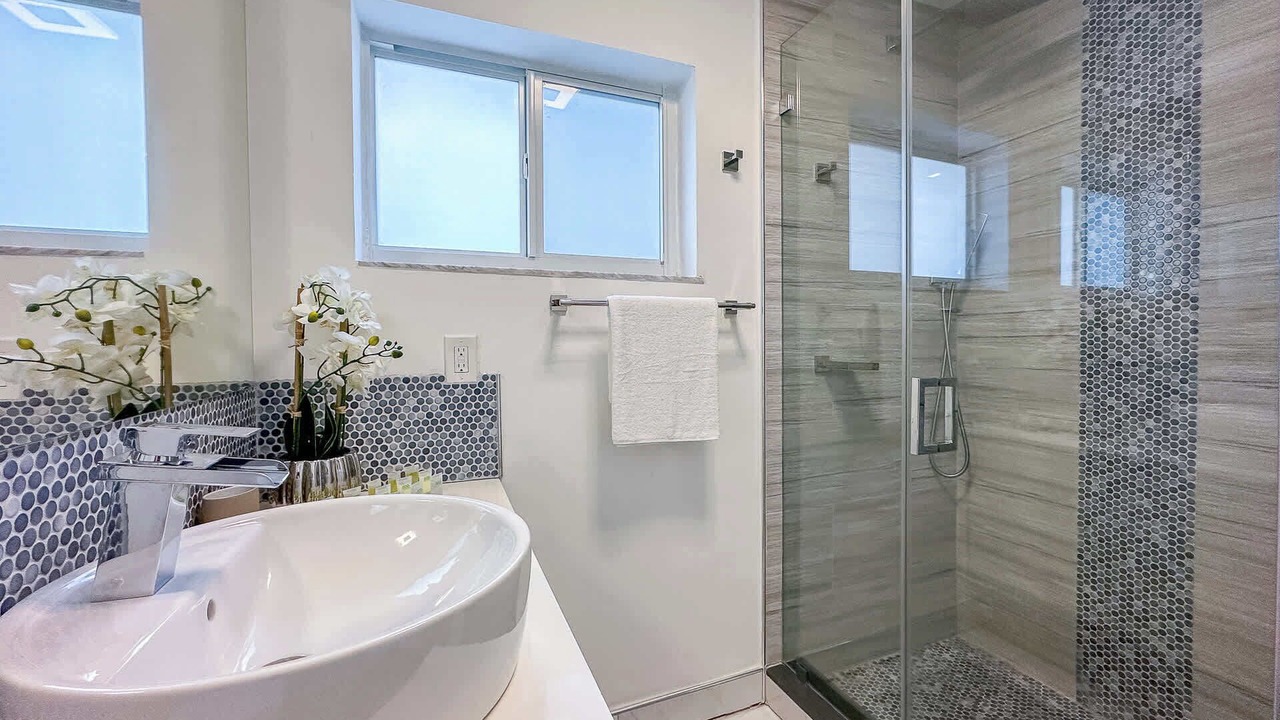 Photo of Bathroom in Highland Garden