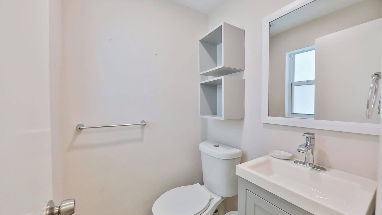 Photo of Bathroom in Highland Garden
