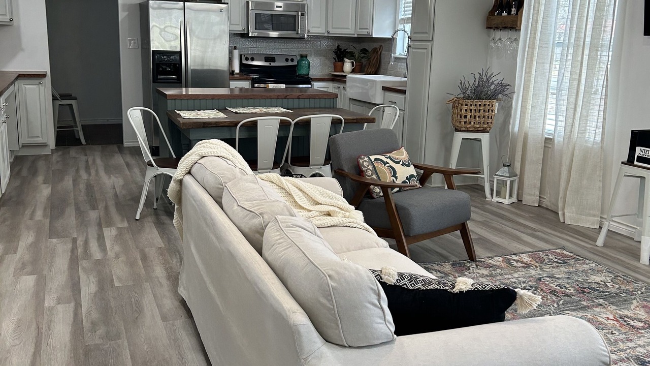 Photo of Livingroom in Uvalde
