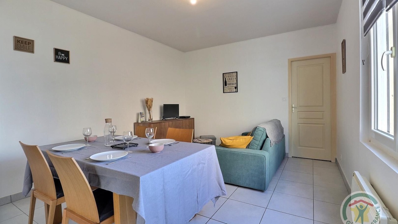 Photo of Others in Liffre