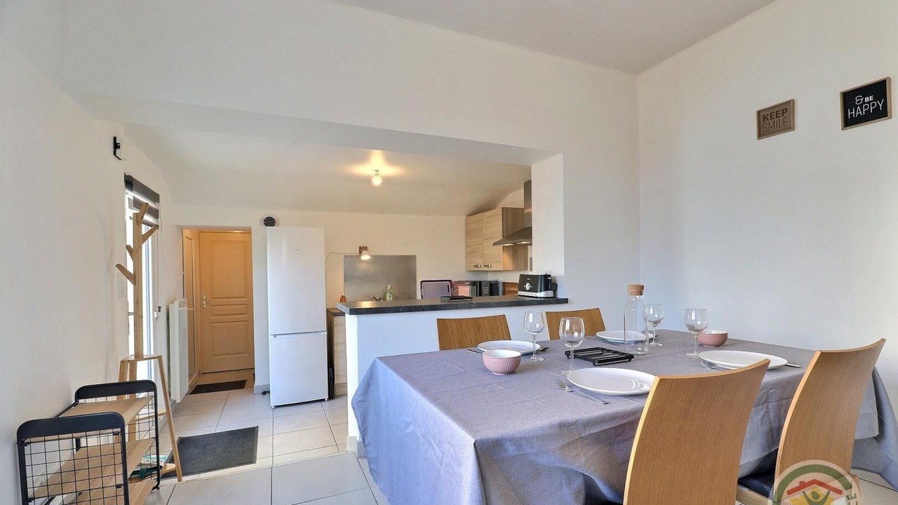 Photo of Others in Liffre