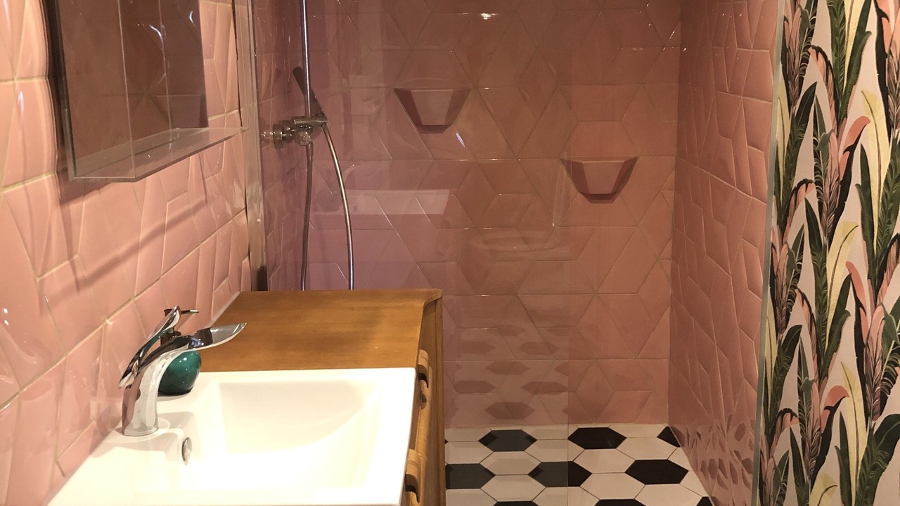 Photo of Bathroom in Montjuzet