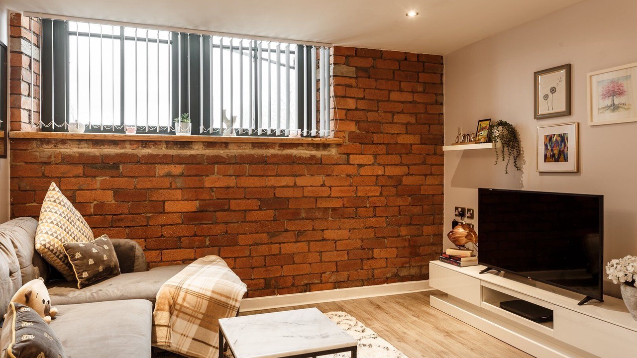 Photo of Livingroom in Bradford