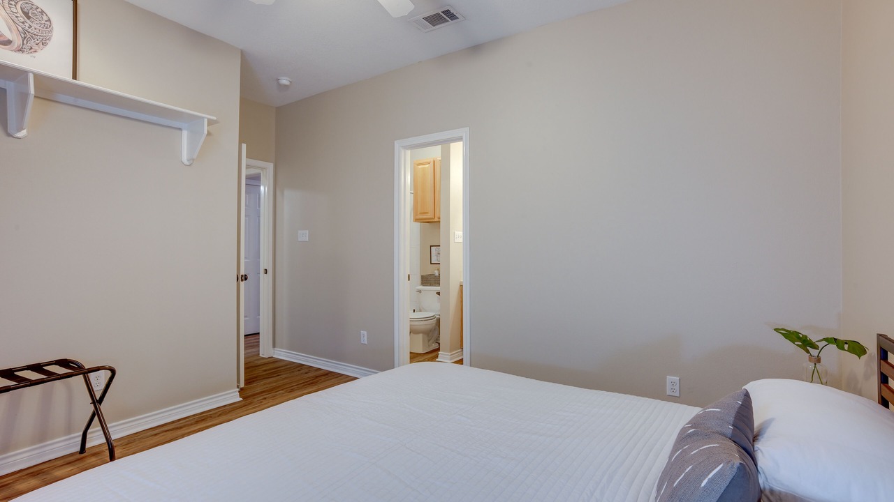 Photo of Bedroom in Wellborn