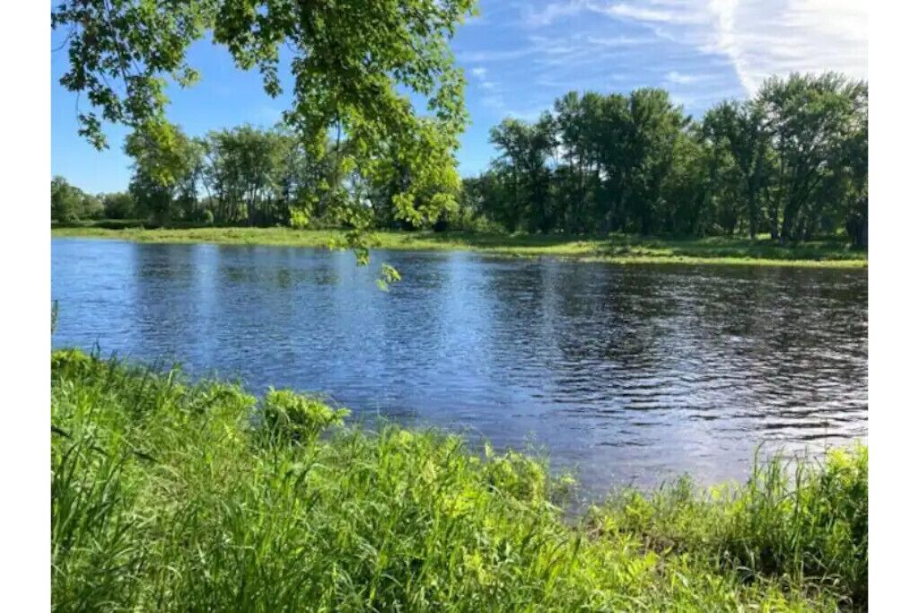 Photo of Others in Howland