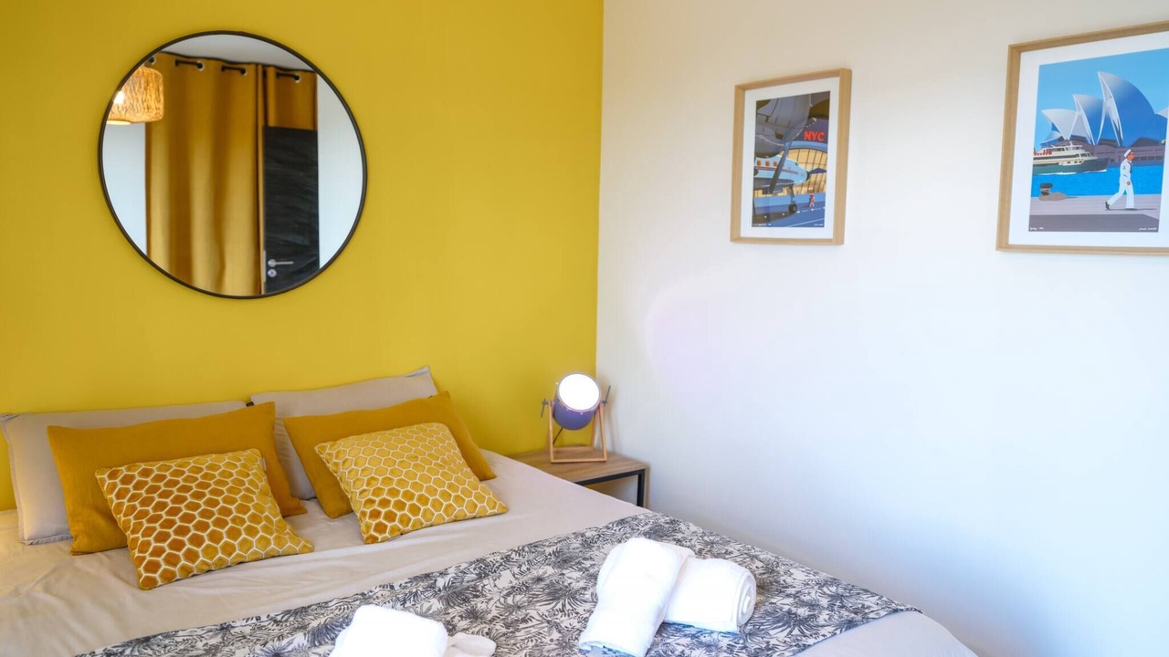 Photo of Bedroom in Leojac