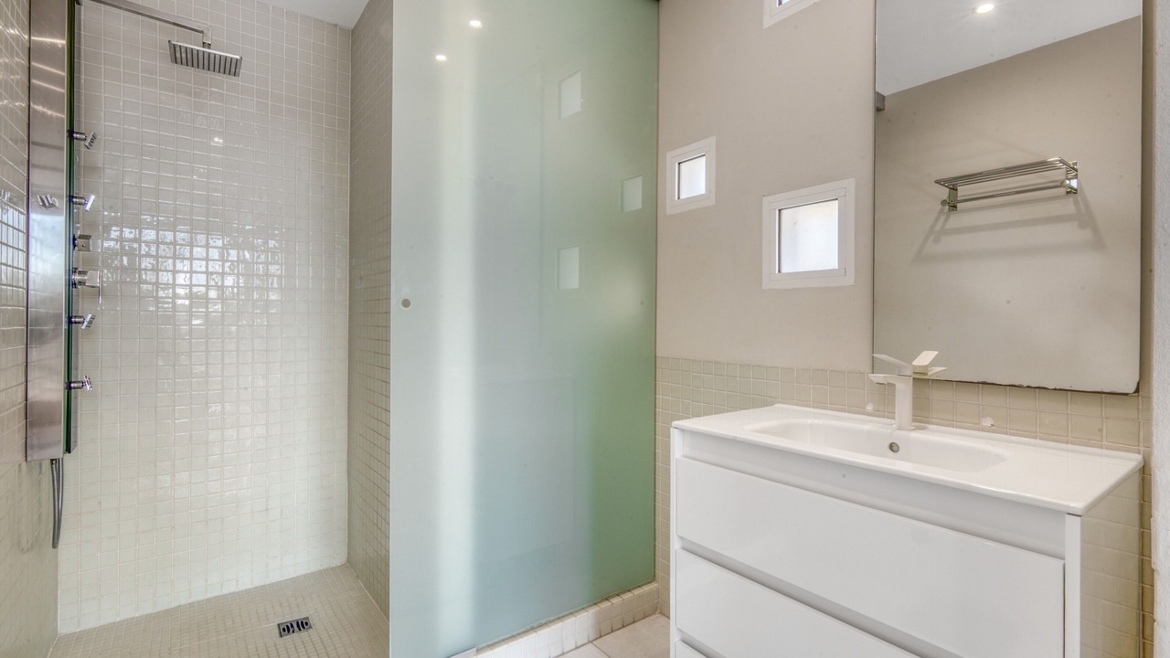 Photo of Bathroom in Fanadix