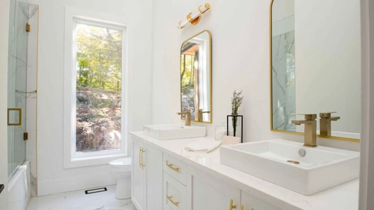 Photo of Bathroom in Bracebridge
