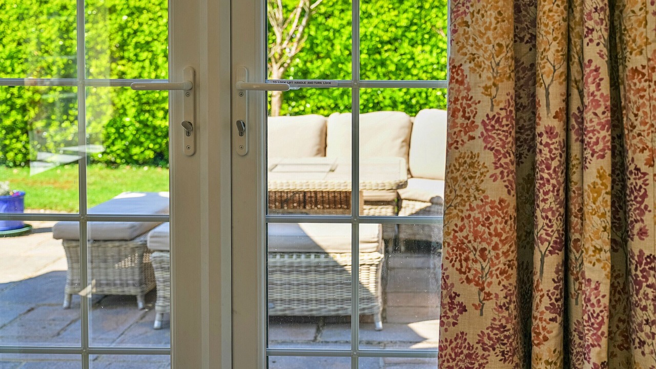 Photo of Others in Rock