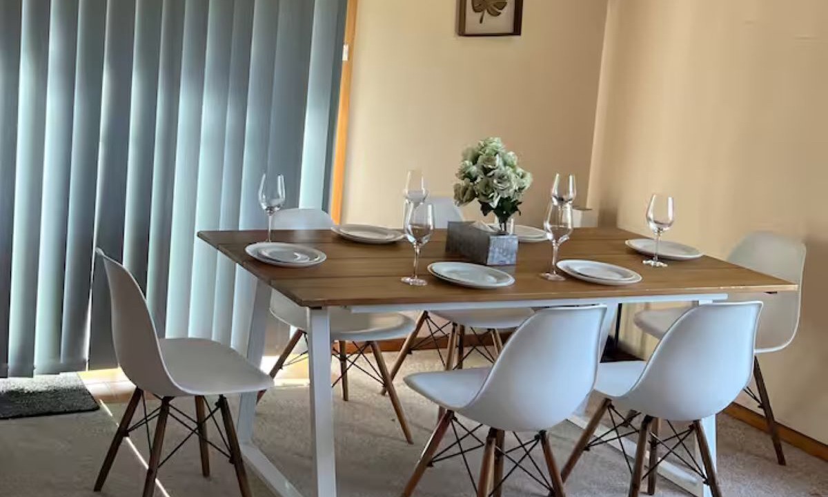 Photo of Others in Redhead