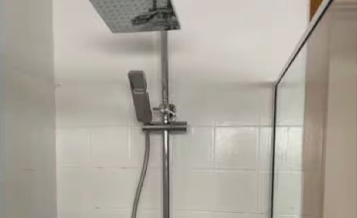 Photo of Bathroom in Redhead