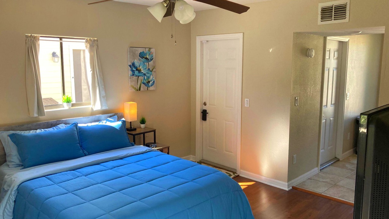 Photo of Bedroom in DeBary
