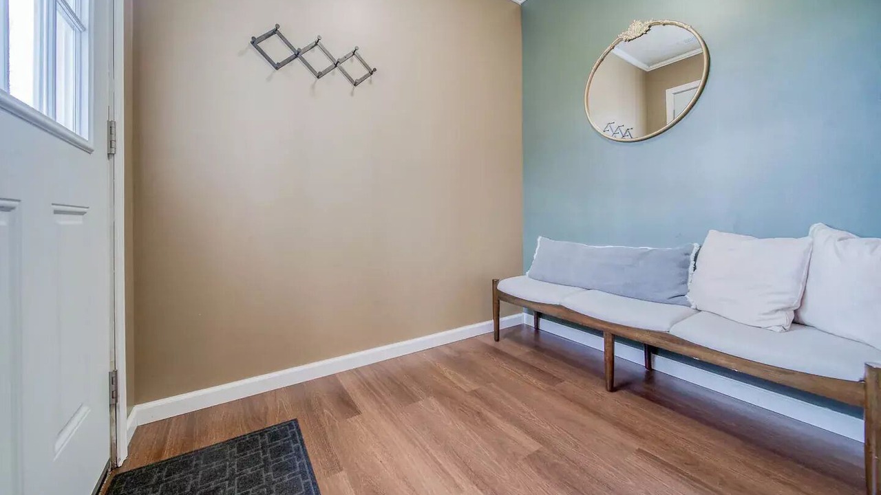 Photo of Livingroom in St. James
